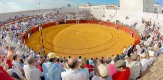 La plaza de Ayamonte acoge mañana un festejo de promoción.